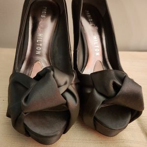 Paris Hilton women's shoe, size 7, dark gray satin